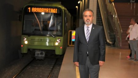 Alinur Aktaş açıkladı! Bursa’da raylı sistem hattı 89 kilometreye çıkacak