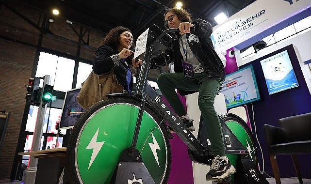 Bilişim ve teknolojinin nabzı bu fuarda attı