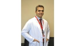 Tedavi Edilmeyen Omuz Ağrıları Kalıcı Hasara Yol Açabilir