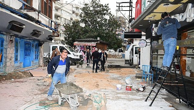 Osmangazi Belediyesi, Arap Şükrü Sokağı’nı Tarihi Kimliğine Kavuşturuyor