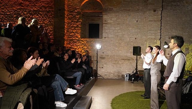 Orhan Veli Şiirleri “Birdenbire” Etkinliğinde Seyirciyle Buluştu